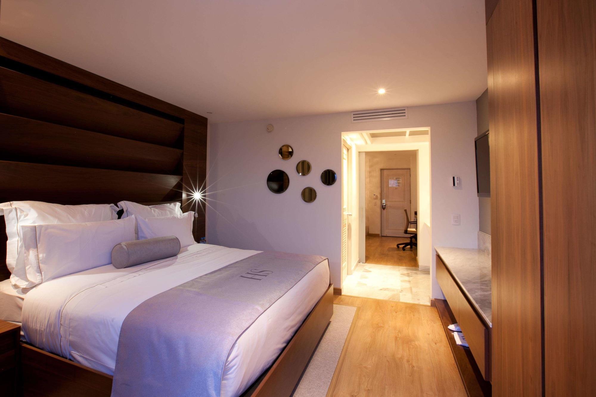 Hs Hotsson Hotel Леон Экстерьер фото